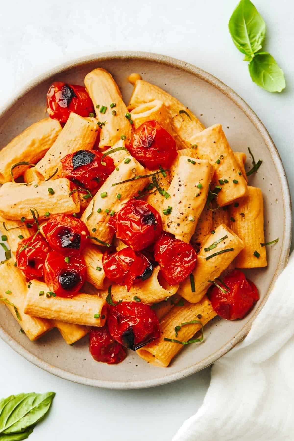 Creamy vegan roasted red pepper pasta.