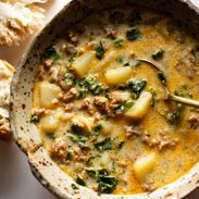 Zuppa toscana in a bowl.